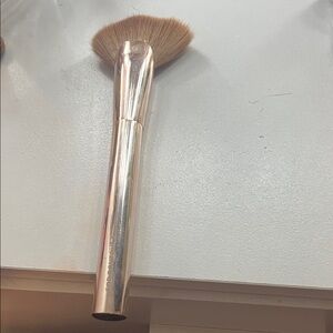 Patrick ta contour 1 brush